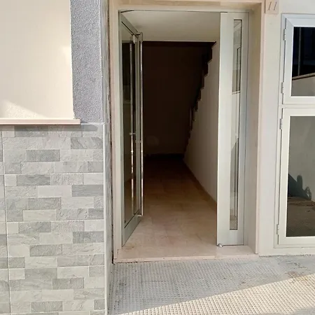 Prima Classe - With Private Garage - Molfetta