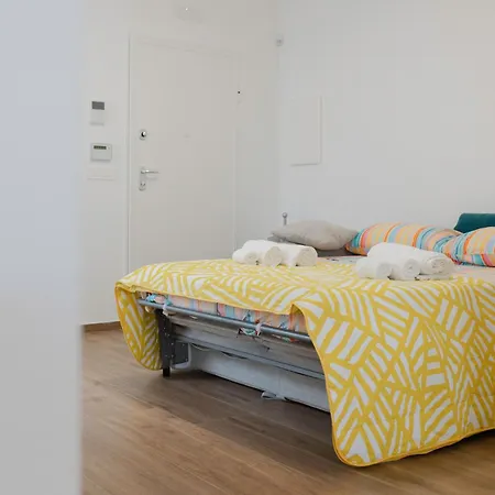 Prima Classe - With Private Garage -