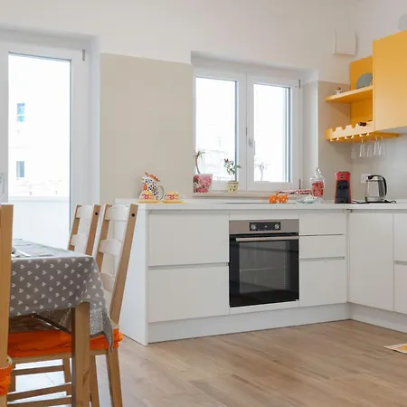 Apartment Prima Classe - With Private Garage -